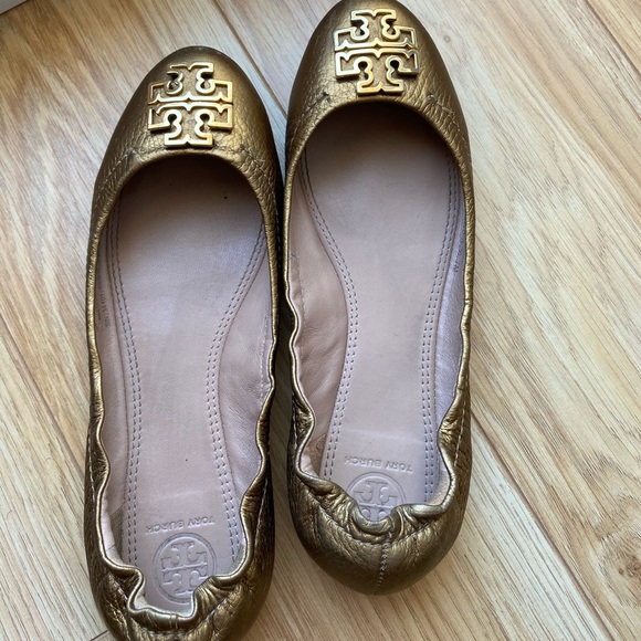 Ballet Pumps - Picture 2 of 3